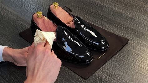 how do you stretch fake leather shoes|stretching patent leather shoes.